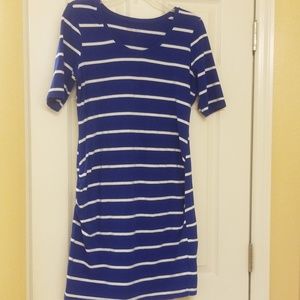 🌻3/$15 Blue and white stripe maternity dress